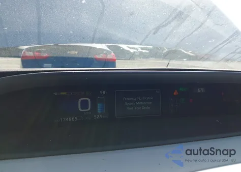 2017 Toyota Prius Three из США, поврежденный, VIN JTDKARFU3H3543566